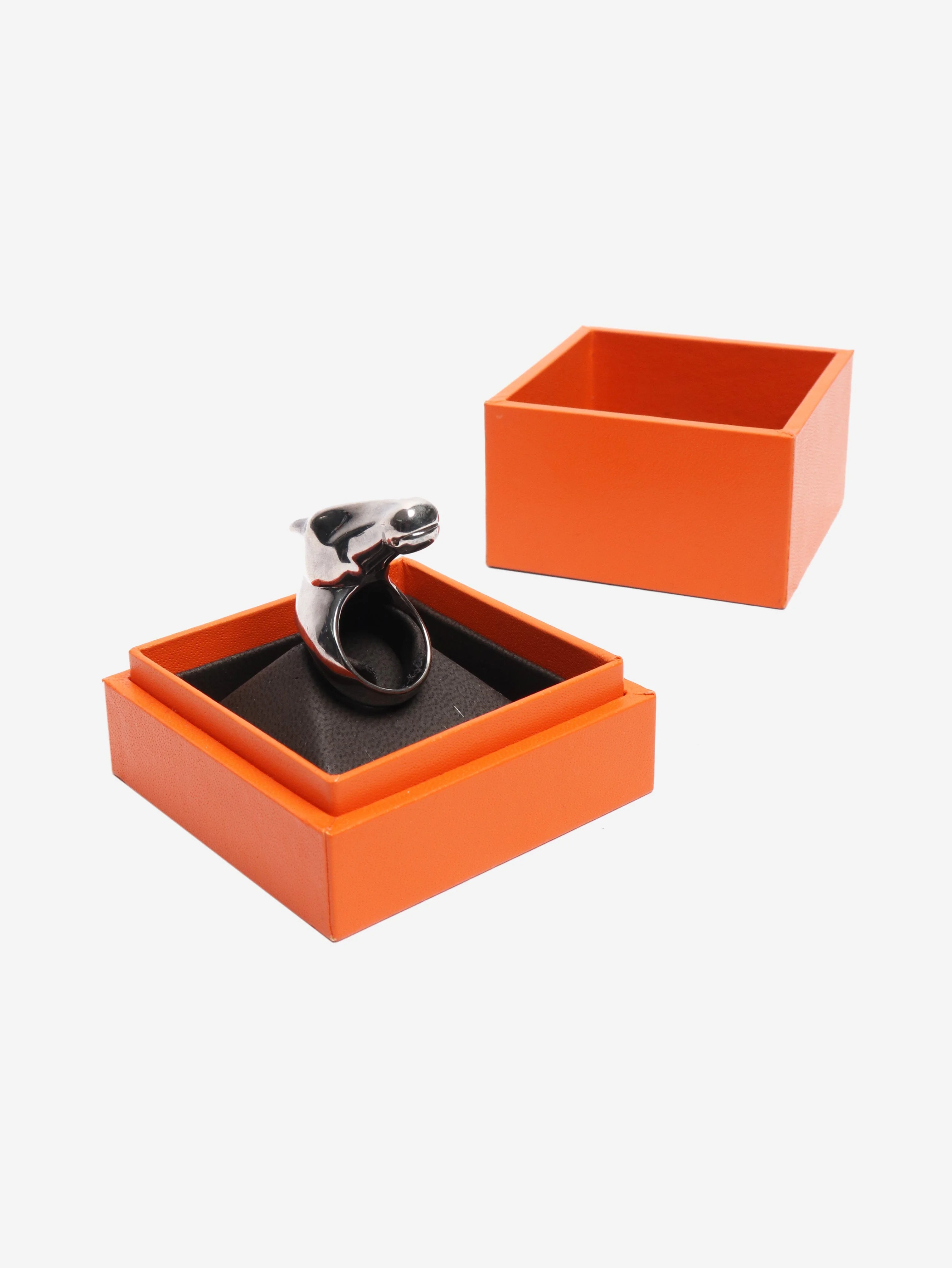 Silver Gallop ring - Image 4
